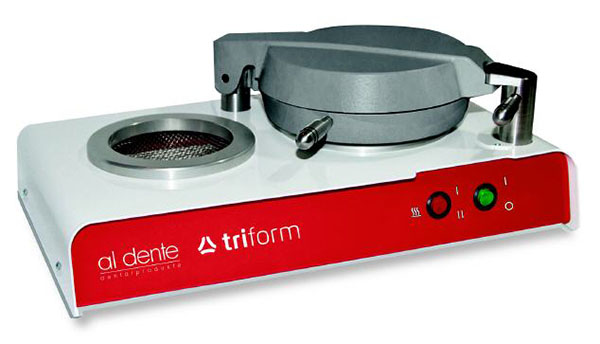 thermoforming_device